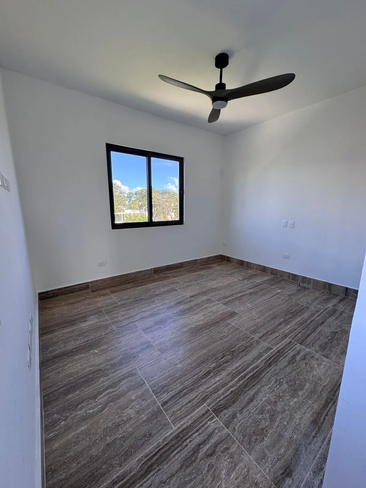 Nueva villa moderna en zona costera — 5
