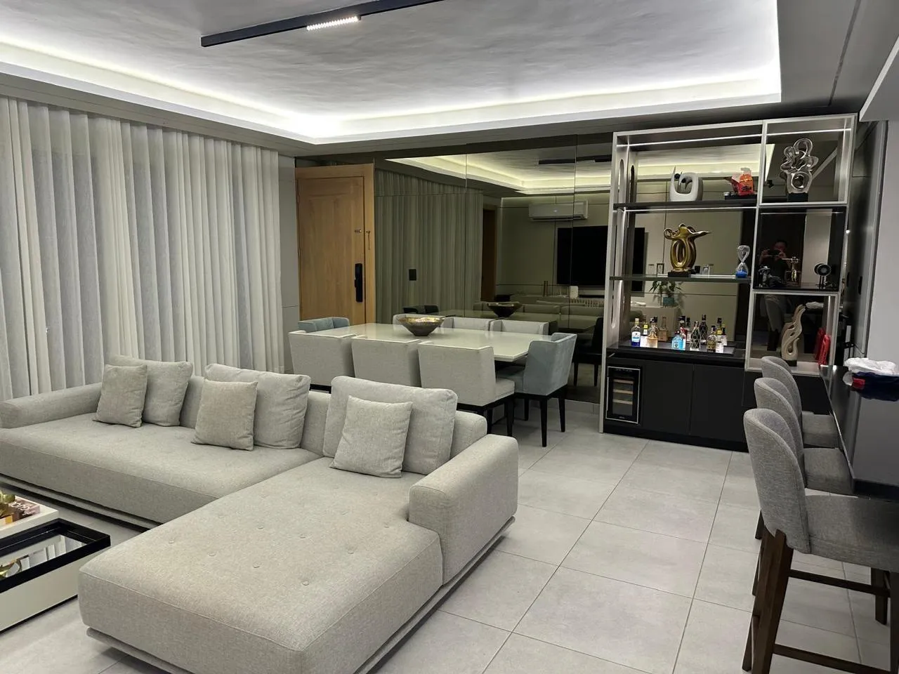 Elegante y moderno Penthouse en venta — 2