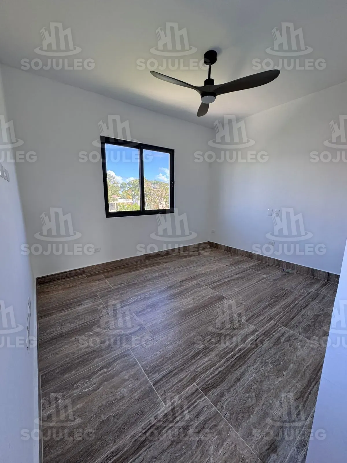 Nueva villa moderna en zona costera — 5