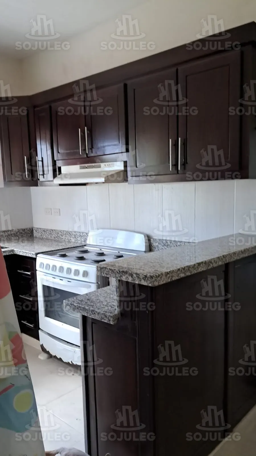 Acogedora casa de un nivel en venta — 2