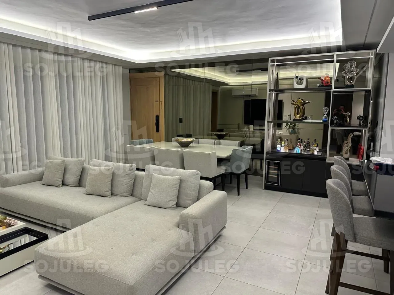 Elegante y moderno Penthouse en venta — 2